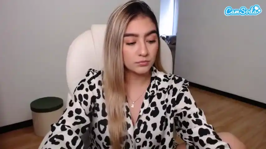 Alexyferrer – [Camsoda] Real Slut Slutty Hot Babe Strips – 2025-11-04 19:15:03