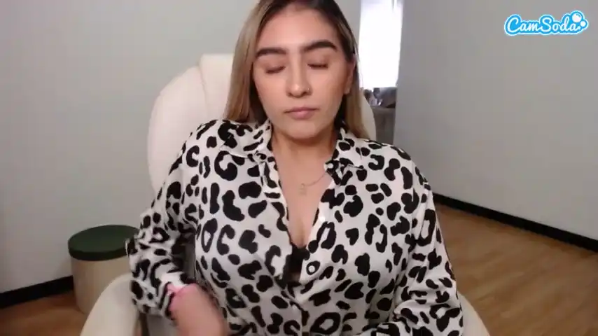 Alexyferrer – [Camsoda] Big-ass Cam Show Best – 2025-10-20 19:01:45