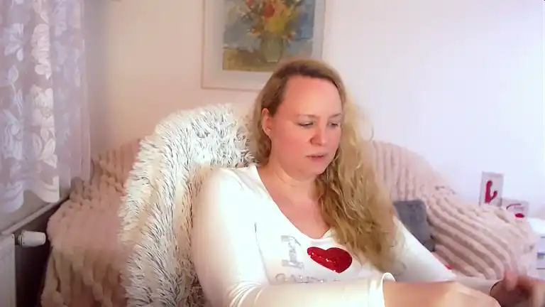 Lauraskyx – [Streamate] Home Alone Get Fucked High Qulity Video – 2025-12-16 23:26:29