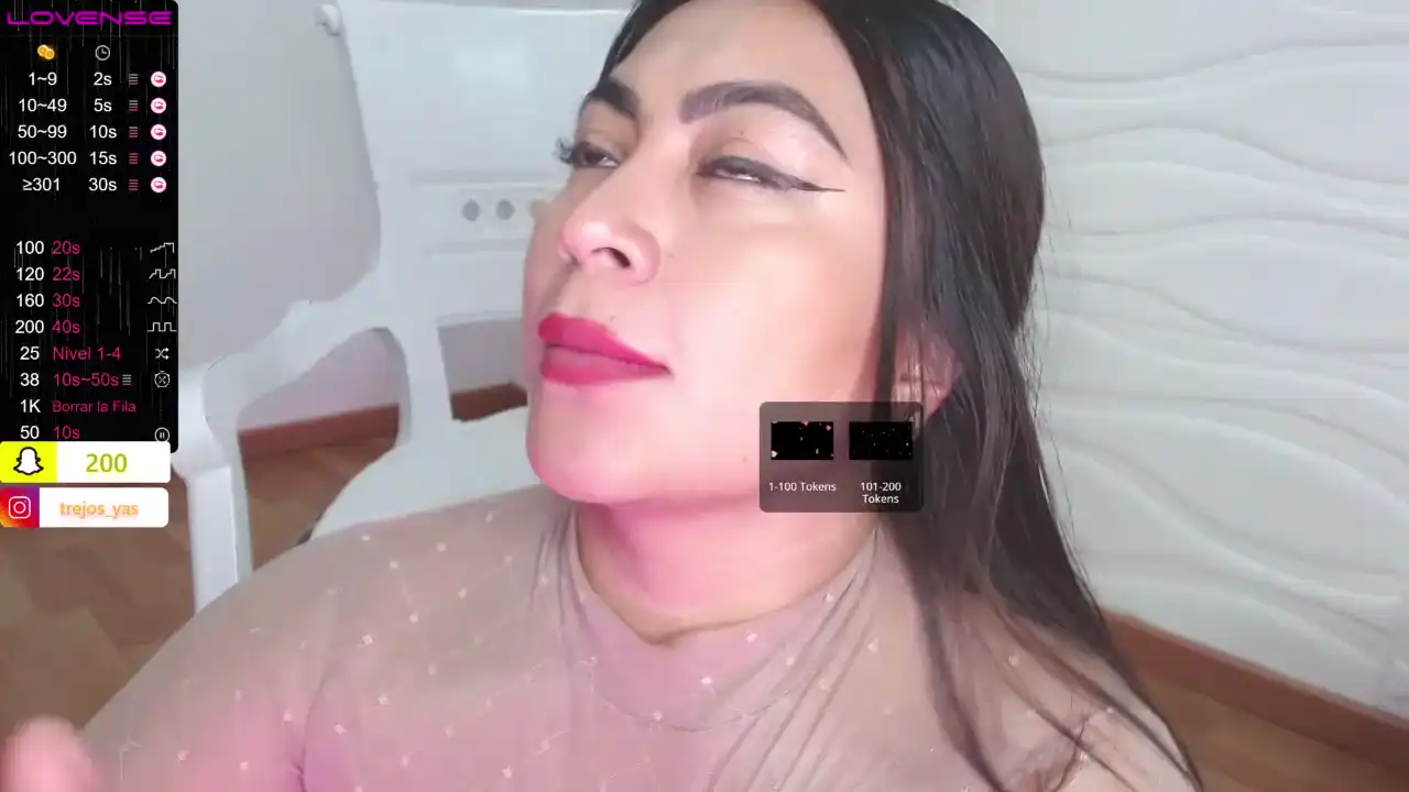 Roxanemyer – [Manyvids Live] Chat Shows Ass Amazing – 2025-09-25 03:29:34