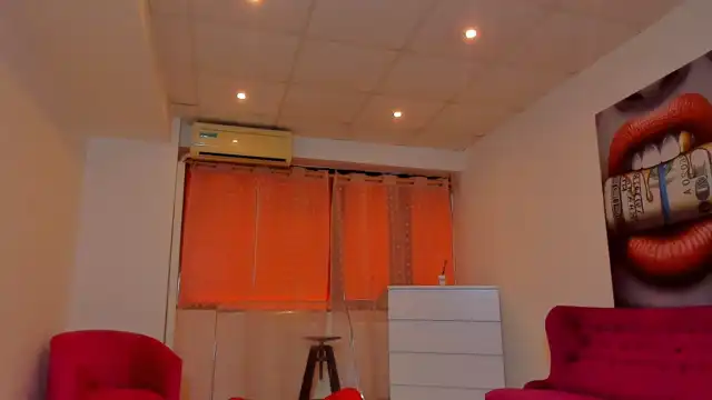 Annalegend – [Myfreecams] Masturbation Mouth Live Cams – 2025-09-29 02:23:39