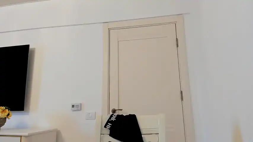 Devyale – [Chaturbate] Stream Record Art Camgirl – 2026-04-28 05:52:37
