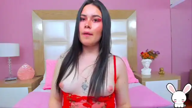 Linablade – [Xlovecam] Cam Clip Babes Loves To Masturbated – 2026-06-20 18:27:21