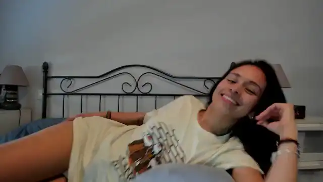 Aliicia – [Myfreecams] Adult Hole Slutty – 2025-12-21 13:25:40