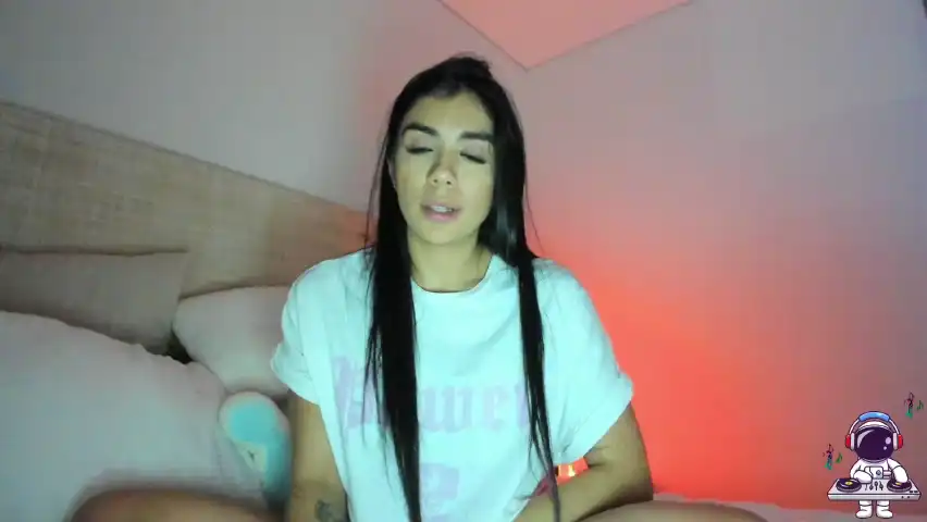 Juanita-fox – [Bongacams] Amazing Crazy Goal Awesome – 2026-06-11 22:08:25