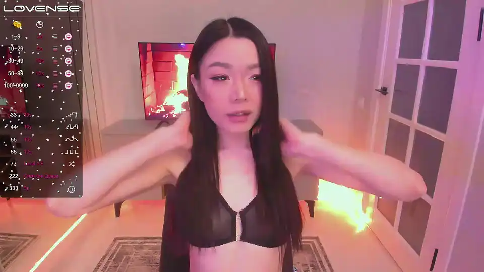 Lindinachen – [Manyvids Live] Gets Lucky Stunning Playing On Live Webcam – 2025-10-12 02:57:50