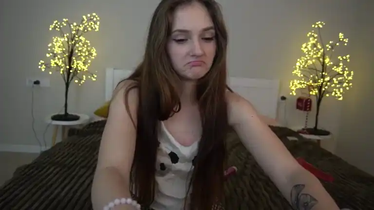 Pamhorny – [Streamate] Fucks Herself Mouth Blowjob – 2026-02-06 18:52:39