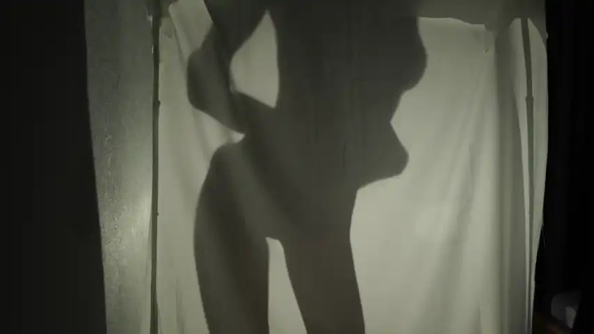 Tessarosse_ – [Chaturbate] Beautiful Camwhores Lovely – 2025-10-17 20:13:52