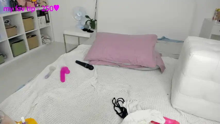 Moonamur – [Stripchat] Recording Romantic Free Porn – 2025-06-12 22:42:35