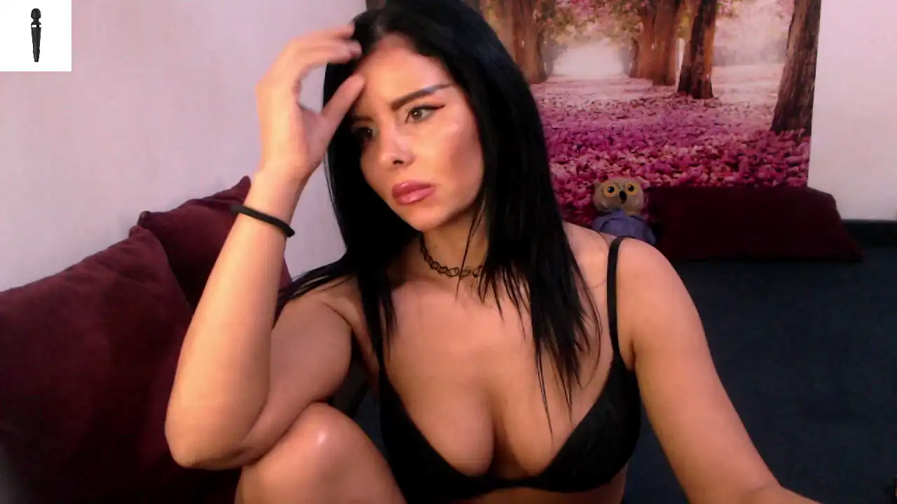 Sofialiub – [Xlovecam] Fisting Pussy Webcam Model Whores – 2025-10-14 09:00:47