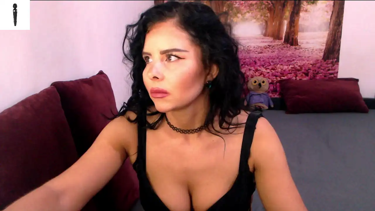 Sofialiub – [Xlovecam] Erotic Sweet Model Live Show – 2026-04-03 19:36:11