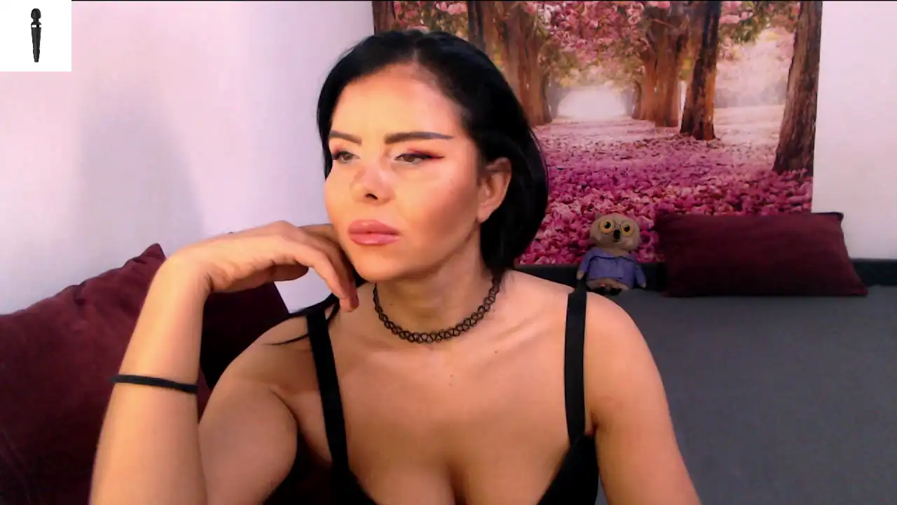 Sofialiub – [Xlovecam] Fingering Dick Porn Live Chat – 2026-06-22 14:40:03