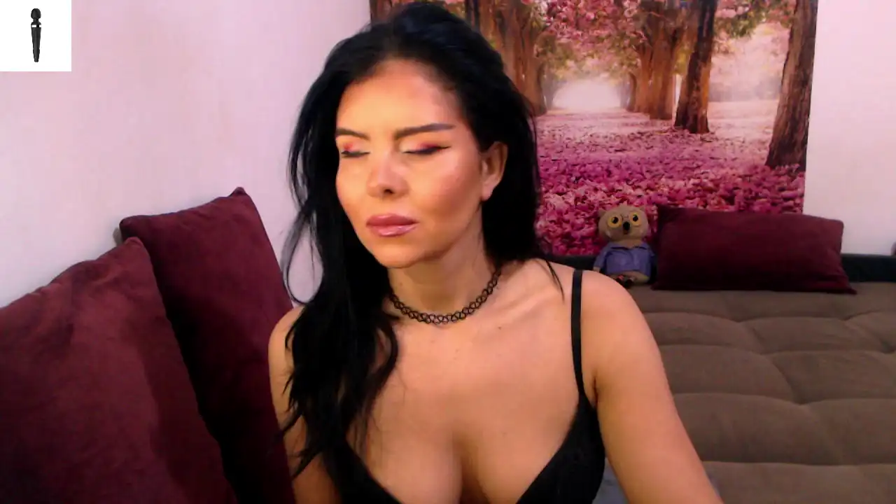 Sofialiub – [Xlovecam] Webcam Recording Cam Video Web Model – 2025-09-27 14:36:54