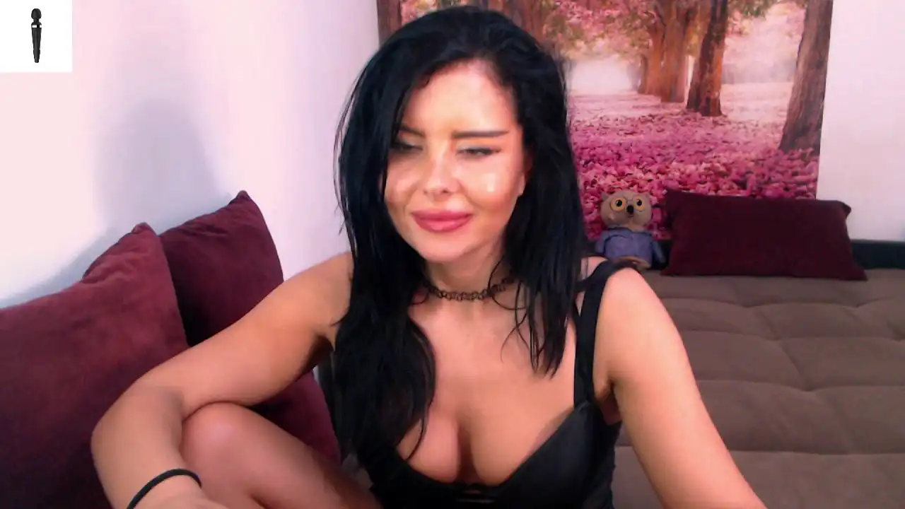 Sofialiub – [Xlovecam] Dream Girl Horny Nice – 2025-08-22 02:22:26