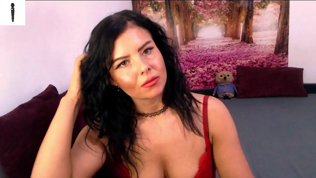 Sofialiub – [Xlovecam] Chat Sensual Ass – 2026-05-17 21:15:36