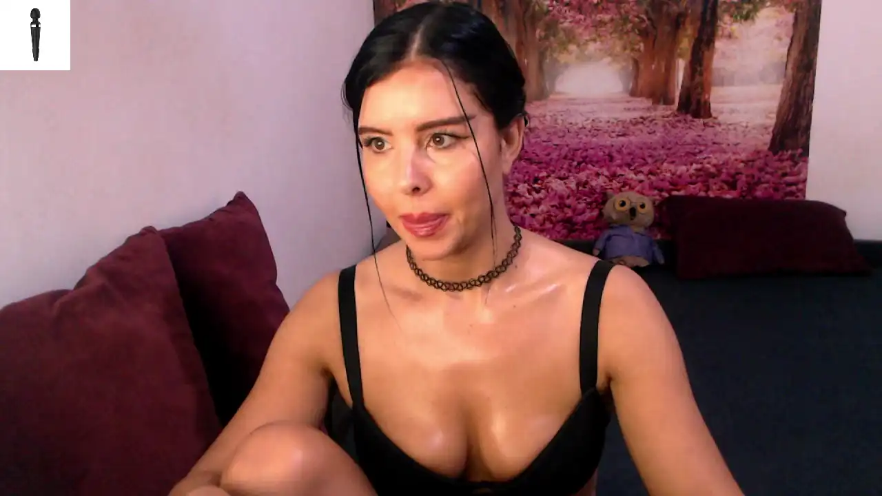 Sofialiub – [Xlovecam] Fingering Surprise Babes – 2026-01-26 06:17:16