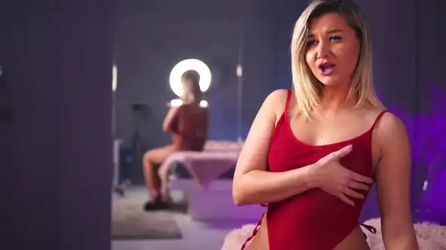 Ariacullen – [Myfreecams] Only Fun Club Video Fucks Herself Naughty – 2026-05-14 17:54:34