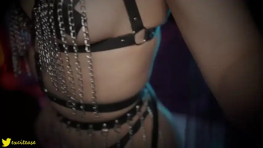 Excitease – [Chaturbate] Awesome Hard Pvt Lesbian – 2026-01-31 05:22:10