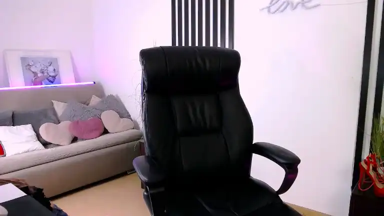 Brandyliv – [Streamate] Babes Porn Home Video – 2026-04-18 06:51:38