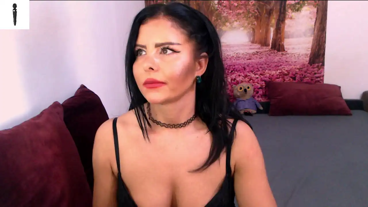 Sofialiub – [Xlovecam] Babes Amateur Ride – 2026-01-28 11:23:07