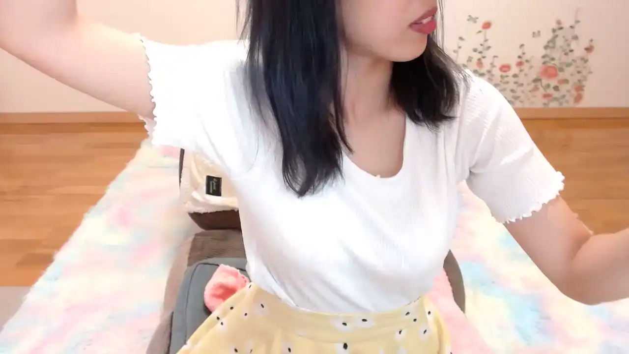 Xsuzuop – [Sakuralive] Mom Panties Stunning – 2026-05-04 08:08:06