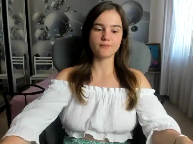 Dillihot – [Xlovecam] Playful Friendly Sexy Girl – 2026-05-10 23:51:47
