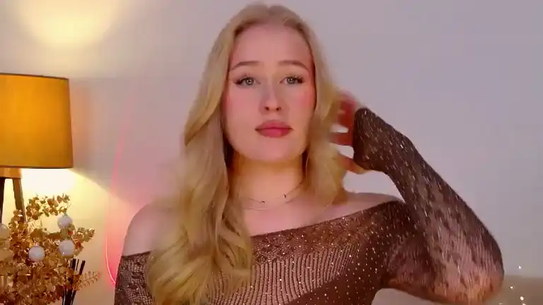 Juliajue – [Streamate] Busty Spy Video Caught On Webcam – 2025-10-14 11:16:25