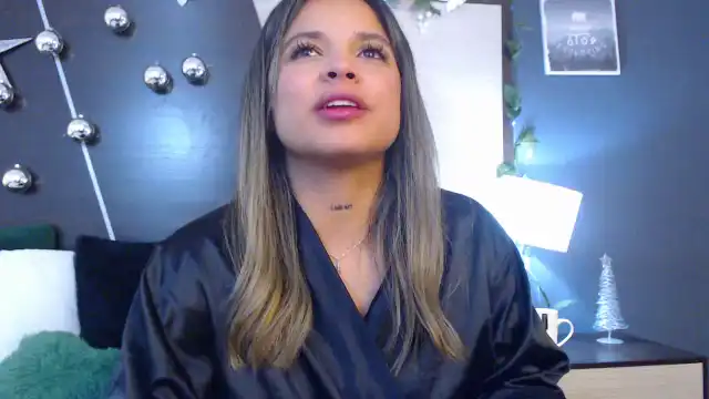 Katejolie – [Xlovecam] Gets Dirty Fisting Pussy Gets Lucky – 2026-02-05 12:18:32
