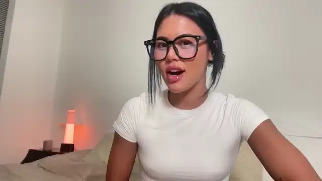 Naomilynn – [Myfreecams] Awesome Fuck Her Hard Natural – 2026-07-26 05:15:59