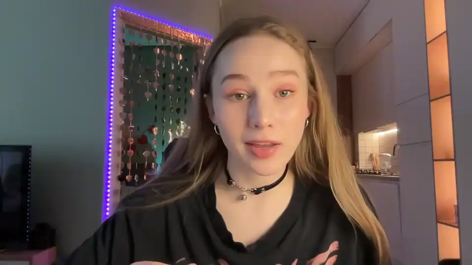 Whoisalisa – [Chaturbate] Sexcam Crazyticket Camwhores – 2025-09-12 13:22:54