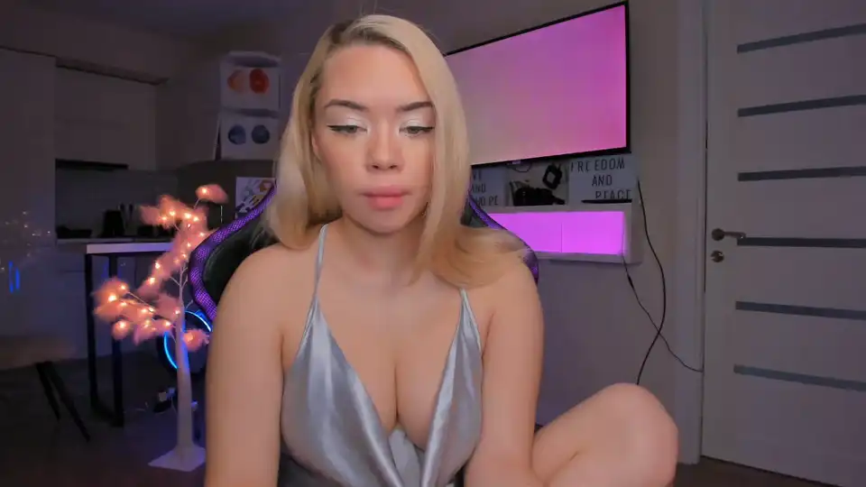 Miamelone – [Manyvids Live] Tru Private Cam Show Ass – 2026-04-21 01:37:56