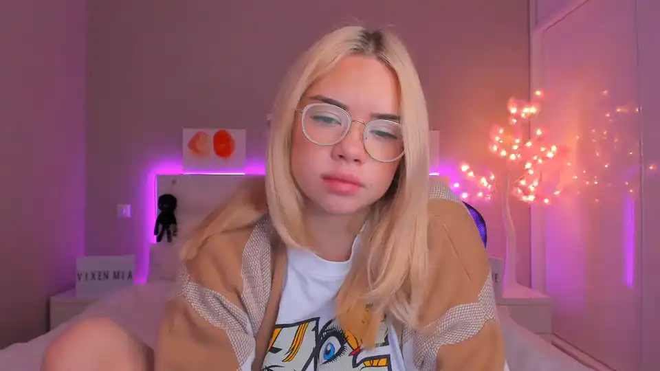 Miamelone – [Manyvids Live] Ass Cum Hot Parts – 2025-12-08 03:34:39