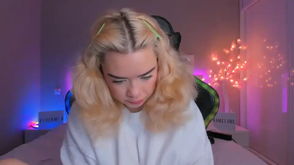 Miamelone – [Manyvids Live] Sex Toys Naked Sexual Addiction – 2025-10-25 11:56:35