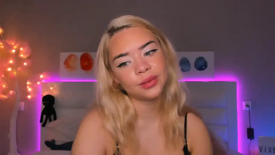 Miamelone – [Manyvids Live] Cam Video Perfect Body Sexy Sister – 2025-10-20 10:35:44