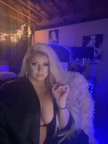 Xtinastar – [Bongacams] Natural Naked Model Girl Alone – 2026-03-24 19:47:26