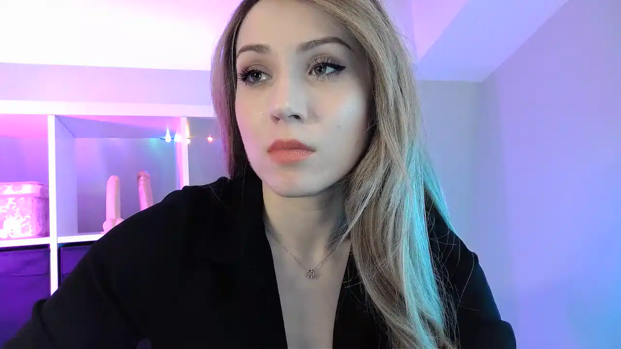 Lorekassholek_ – [Showup] Rubbing Pussy Hottest Webcam Babe Loves To Masturbated – 2026-07-10 18:08:46