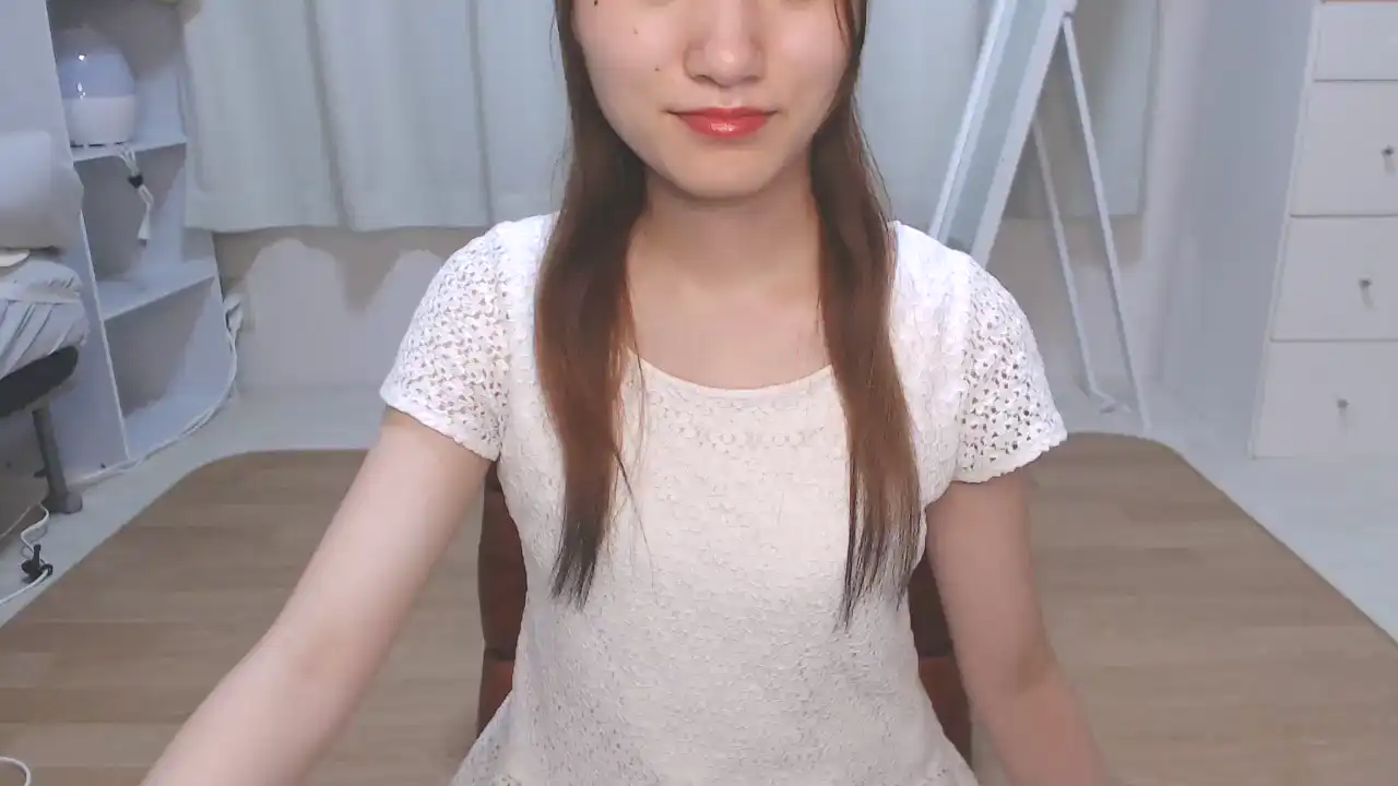 Momochn – [Sakuralive] Ticket Show Stream Record Cute Webcam Girl – 2026-03-31 04:50:39