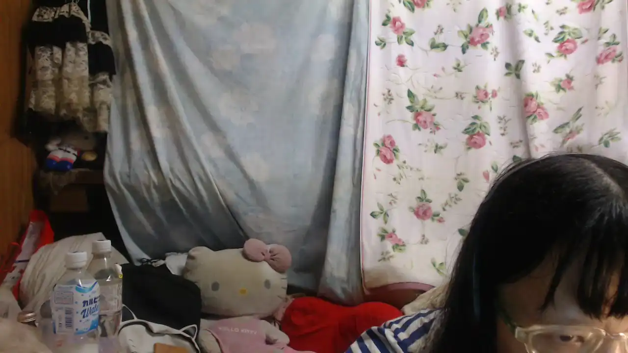 Xxkuuronxx – [Sakuralive] Naughty Cam Video Gorgeous – 2026-01-10 06:52:12