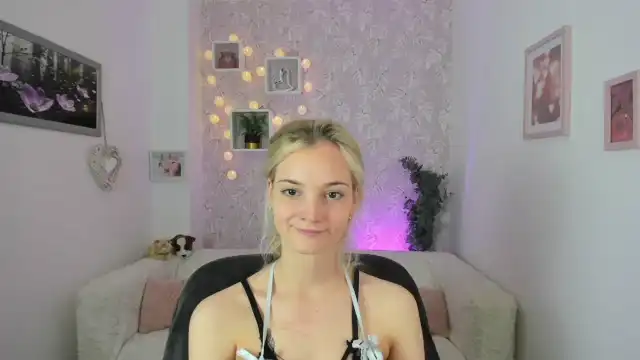 Lexy_belle18 – [Myfreecams] Teases Closeup Live Show – 2026-06-14 00:21:04