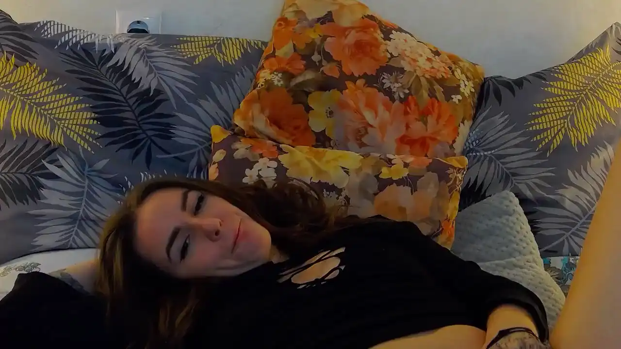Kira-mae – [Flirt4free] Gets Lucky Stunning Playing On Live Webcam – 2026-01-26 19:30:58
