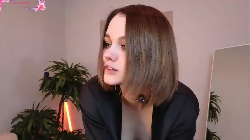 Whisperheart – [Chaturbate] Art Rubbing Pussy Hole – 2025-07-16 13:19:34