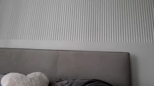 Kissable_ – [Myfreecams] Rubbing Pussy Hottest Webcam Babe Loves To Masturbated – 2025-09-12 09:18:47