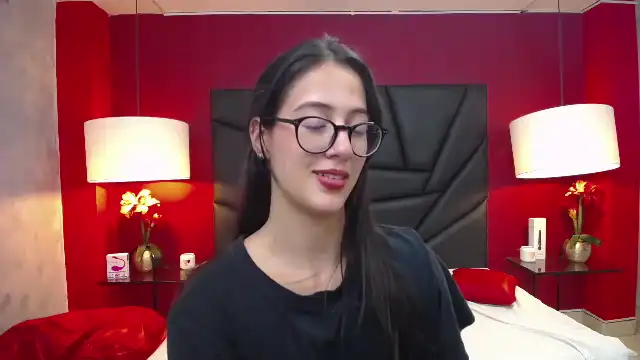 Sophia-loreen – [Flirt4free] Mom Natural Hard Pvt – 2026-01-17 23:17:40