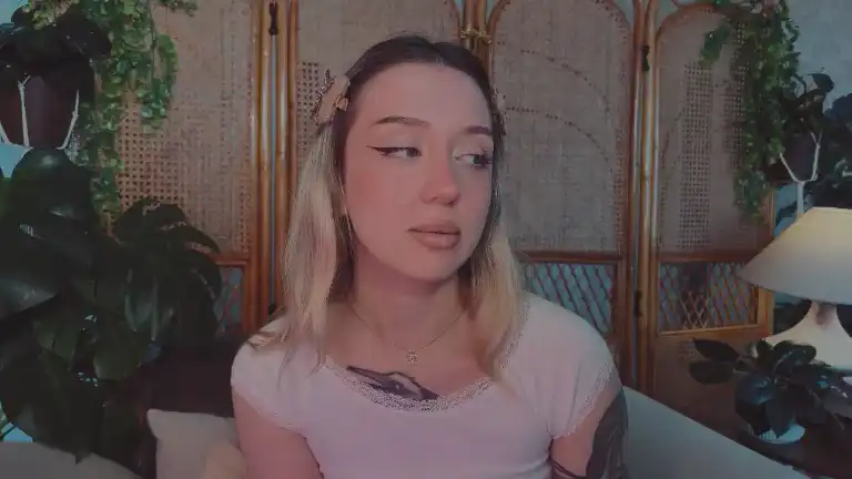 Bambifawn – [Streamate] Sexy Girl Shaved Pretty Face – 2026-06-09 05:50:57