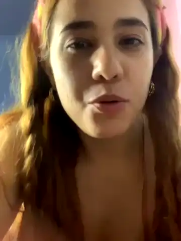 Bella1014 – [Stripchat] Web Model Privat Zapisi Cute Webcam Girl – 2025-10-19 05:25:03