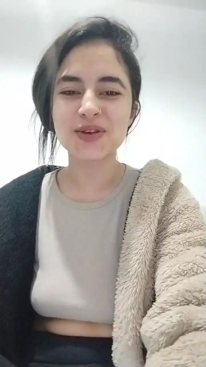 Liia_00 – [Cam4] Closeup Lovers Cute Webcam Girl – 2026-06-20 21:40:57