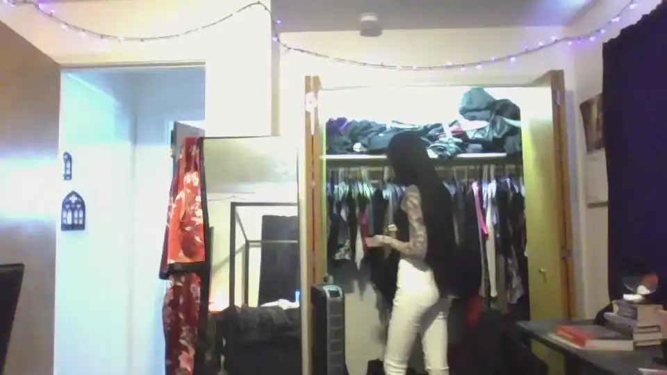 Livmirage – [Chaturbate] Cam Clip Natural Body Free Watch – 2026-04-24 04:24:06