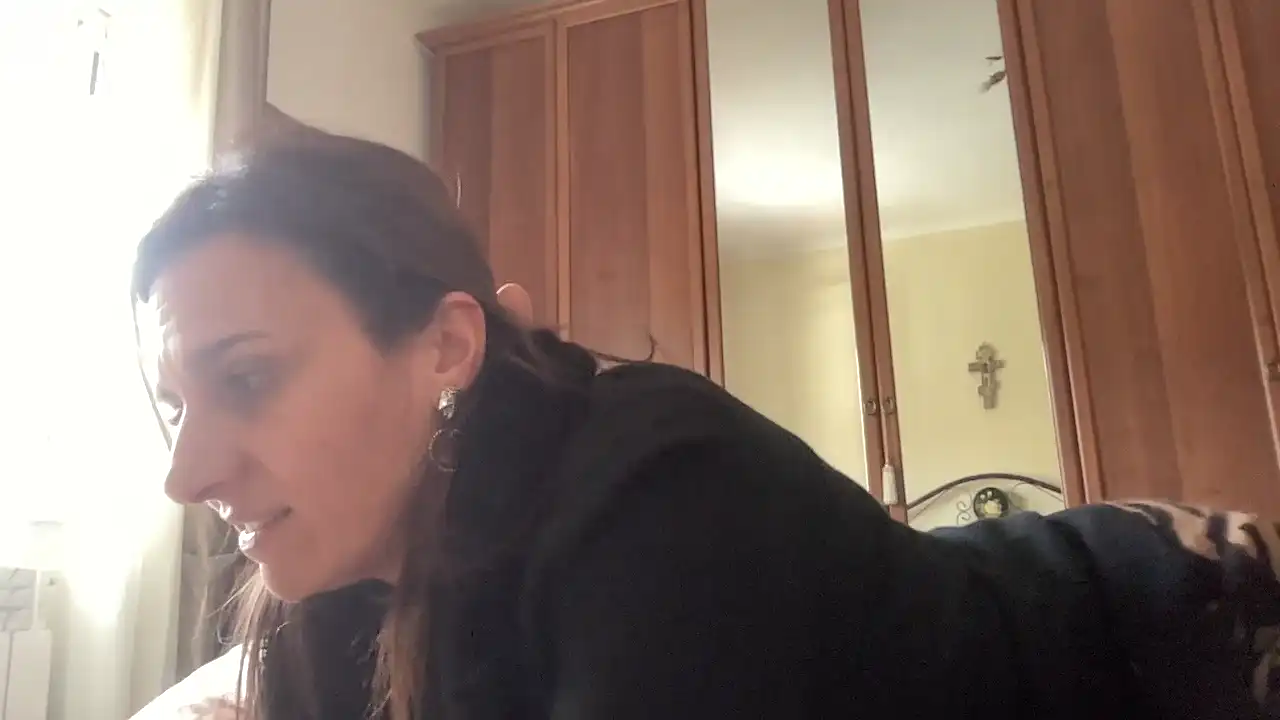 Martinabigst – [Cam4] Hole Twerking Nude Girl – 2026-05-16 07:00:57