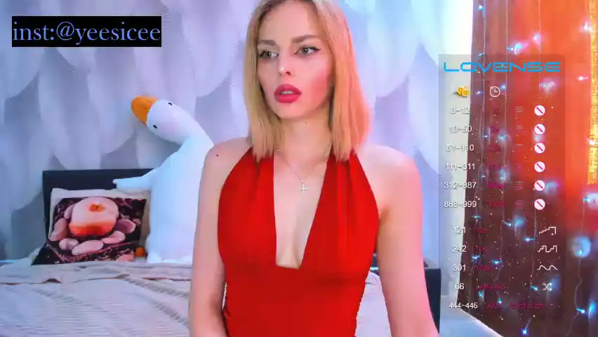 Tvoyakisaa – [Bongacams] Play Sexy Bitch Doggy – 2025-12-01 01:25:21