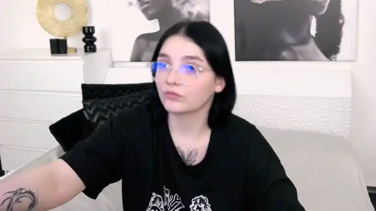 Noreendia – [Streamate] Finger Sweet Girl Loves To Masturbated – 2026-07-09 04:32:00